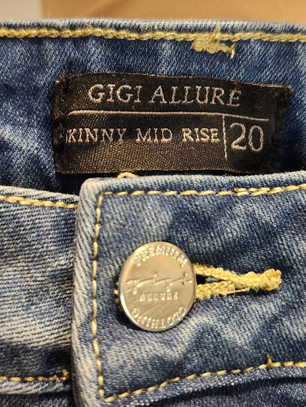 Allure Faded Blue Ripped Skinny Jeans